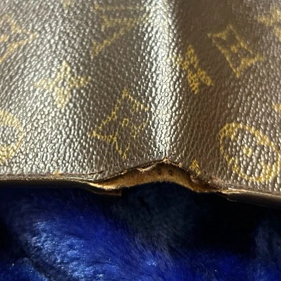 Louis Vuitton Porte-Trésor Monogram Wallet - Picture 11 of 16